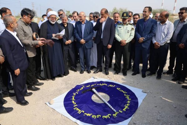 مسیر ارتباطی نخل تقی به اتوبان با حضور مقامات ارشد کلنگ زنی شد