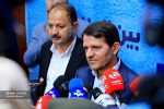 به گزارش پترو جنوب به نقل از شانا، حسن عباس‌زاده روز (دوشنبه، ۱۷ شهریور) در جمع خبرنگاران در حاشیه نوزدهمین نمایشگاه بین‌المللی ایران‌پلاست درباره تأمین خوراک صنایع پتروشیمی اظهار کرد: صنایع پتروشیمی به توسعه میدان‌های بالادستی ورود کرده‌اند و به‌زودی نخستین قرارداد بخش خصوصی برای توسعه میدان‌های گازی، تنفیذ و فعال می‌شود.