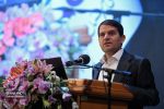 به گزارش پترو جنوب به نقل از شانا، حسن عباس‌زاده امروز (دوشنبه، ۱۷ شهریور) در آیین گشایش نوزدهمین نمایشگاه بین‌المللی ایران‌پلاست با اشاره به جایگاه مهم پلیمرها اظهار کرد: امروزه اهمیت پلیمرها در زندگی روزمره کاملاً مشهود است. بسیاری از محصولات پلیمری جایگزین فولاد در صنعت خودروسازی و چوب در صنعت ساختمان و مصارف خانگی شده‌اند.