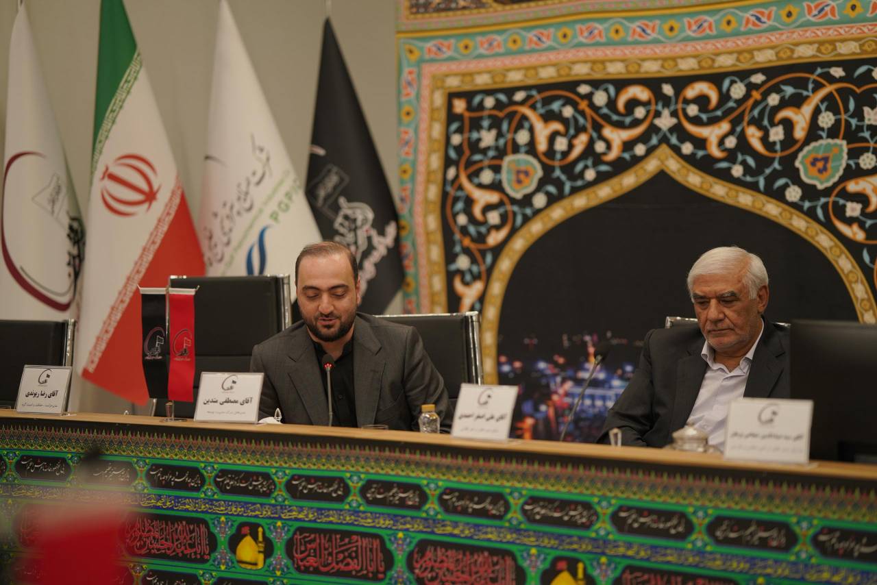 به گزارش پترو جنوب: مهندس شاه‌قلعه در این خصوص تصریح کرد: شرکت پازارگاد به عنوان بزرگ‌ترین چارتر کننده خطوط هوایی کشور، بزرگ‌ترین سهم در جابجایی کارکنان صنایع در مناطق عملیاتی جنوب کشور و همچنین خدمات رسانی به مردم جامعه محلی را دارد، بطوری که سالیانه با جابجایی قریب به یک میلیون مسافر، توانسته به عنوان یکی از پیشروترین شرکت‌های خدمات دهنده امور مسافرت هوایی مطرح شود.