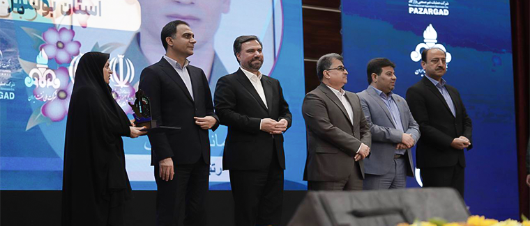 به گزارش پتروجنوب: ارسلان زارع خطاب به دانش آموزان گفت: حضور در دانشگاه و علم‌آموزی در مراکز آموزش عالی، مرحله‌ای نو از زندگی شماست و رسالت جدیدی بر دوش‌تان گذاشته می‌شود که آینده شما و ایران به آن بستگی دارد.