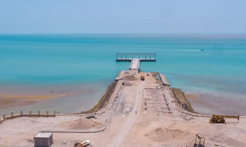 به گزارش پترو جنوب به نقل از شرکت نفت و گاز پارس، امین خرم‌آبادی مجری طرح توسعه میدان گازی پارس شمالی با اشاره به امضای قرارداد ساخت جکت نخستین فاز توسعه میدان گازی پارس شمالی، گفت: مدت زمان اجرای این پروژه، ۱۱ ماه برآورد شده است.