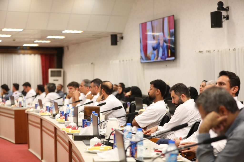 به گزارش پتروجنوب: کاروان‌های کارکنان صنعت پتروشیمی از ۱۷ آبان ماه لغایت پایان آذرماه از طریق مرزهای هوایی استان‌های بوشهر ، فارس، خوزستان و تهران به مکه مکرمه و مدینه منوره اعزام می شوند.