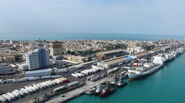 به گزارش پترو جنوب به نقل از بندر دیر، در راستای حمایت از پروژه‌های صنعتی و توسعه انرژی‌های نو، حبیب زارع رئیس دادگستری شهرستان دیر ظهر امروز از مجتمع پتروشیمی متانول کاوه و پنل‌های خورشیدی و اسکله این مجموعه بازدید کرد. این اقدام با هدف بررسی روند پیشرفت پروژه و حمایت حقوقى از سرمایه‌گذاری‌های سبز انجام شد.