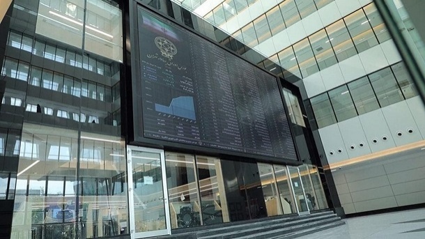 به گزارش پترو جنوب به نقل از ایرنا، شاخص کل بورس در پایان معاملات دوشنبه (۲۶ آبان) با رشد حدود ۳۵ هزار (۳۴ هزار و ۹۶۲) واحدی به تراز سه میلیون ۱۷۴ هزار واحد دست یافت.