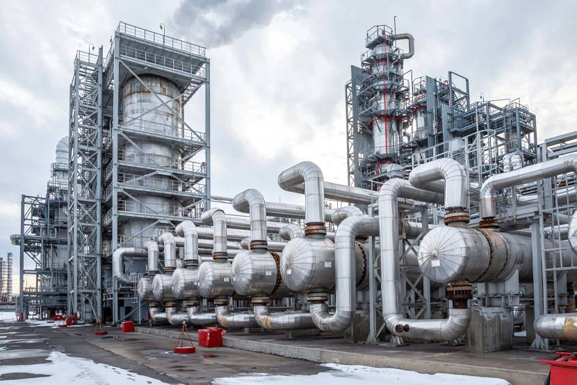 به گزارش پترو جنوب، نرگس باقری زمردی مدیر کل دفتر مقررات صادرات و واردات سازمان توسعه تجارت ایران در نامه‌ای به مدیر کل دفتر صادرات گمرک اعلام کرد: مستند قانونی برای ادامه اجرای مفاد بند(ب) ماده ۹ دستورالعمل تنظیم بازار محصولات پتروشیمی(موضوع بخشنامه شماره ۶۰/۲۳۳۹۰۱ تاریخ اول دی ۱۳۹۹ کارگروه تنظیم بازار) وجود ندارد و بخش‌نامه مذکور لغو می‌شود.