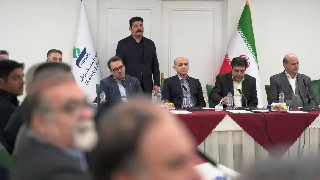 به گزارش پترو جنوب به نقل از روابط عمومی گروه گسترش نفت و گاز پارسیان، مهندس هاشمی مدیرعامل هلدینگ نفت و گاز پارسیان با تأکید بر رویکرد نوآورانه این مجموعه، از استقرار زیست‌بوم دانش‌بنیان و نهادینه‌سازی نوآوری به‌عنوان یکی از راهبردهای کلان هلدینگ یاد کرد و گفت: ارتقای تاب‌آوری فناورانه صنعت انرژی کشور، در کانون سیاست‌های راهبردی نفت و گاز پارسیان قرار دارد.