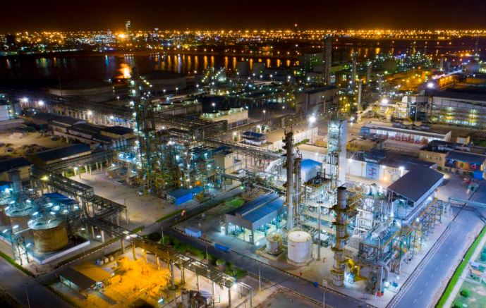 به گزارش پترو جنوب به نقل از ایلنا، پرویز محمدنژاد، رئیس کمیته نیرو کمیسیون انرژی مجلس با اشاره به اهمیت صنعت پتروشیمی در اقتصاد کشور گفت: صنعت پتروشیمی یکی از مهم‌ترین منابع ایجاد ثروت در کشور است و شرکت‌هایی مانند "پتروشیمی فناوران" می‌توانند نقش مهمی در توسعه اقتصادی ایفاء کنند.